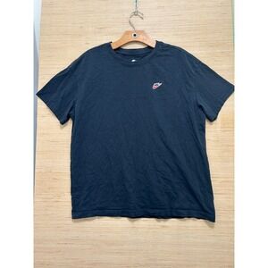 Nike Sportswear Essential Loose Fit T-Shirt Black Small Logo Mens Medium